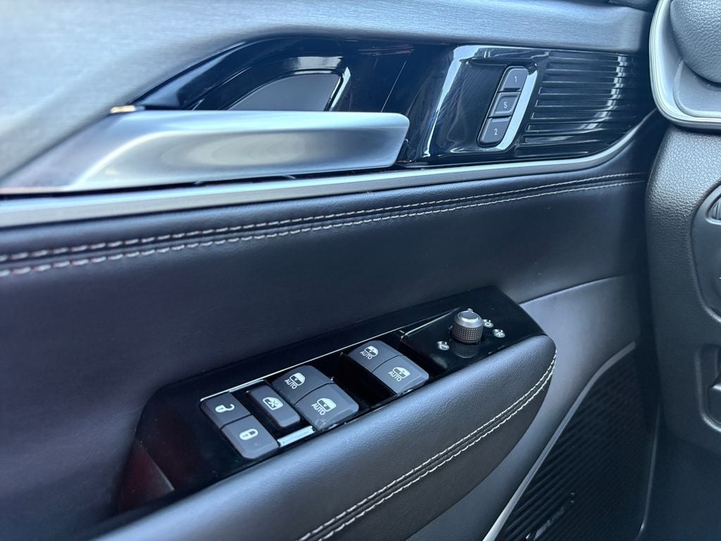 2026 Jeep Grand Wagoneer GRAND WAGONEER LIMITED ALTITUDE 4X4