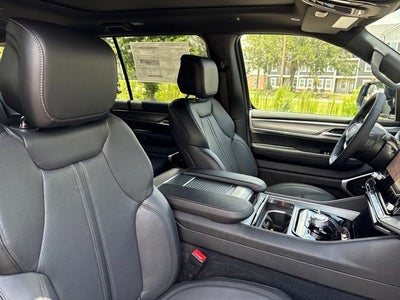 2026 Jeep Grand Wagoneer GRAND WAGONEER LIMITED ALTITUDE 4X4