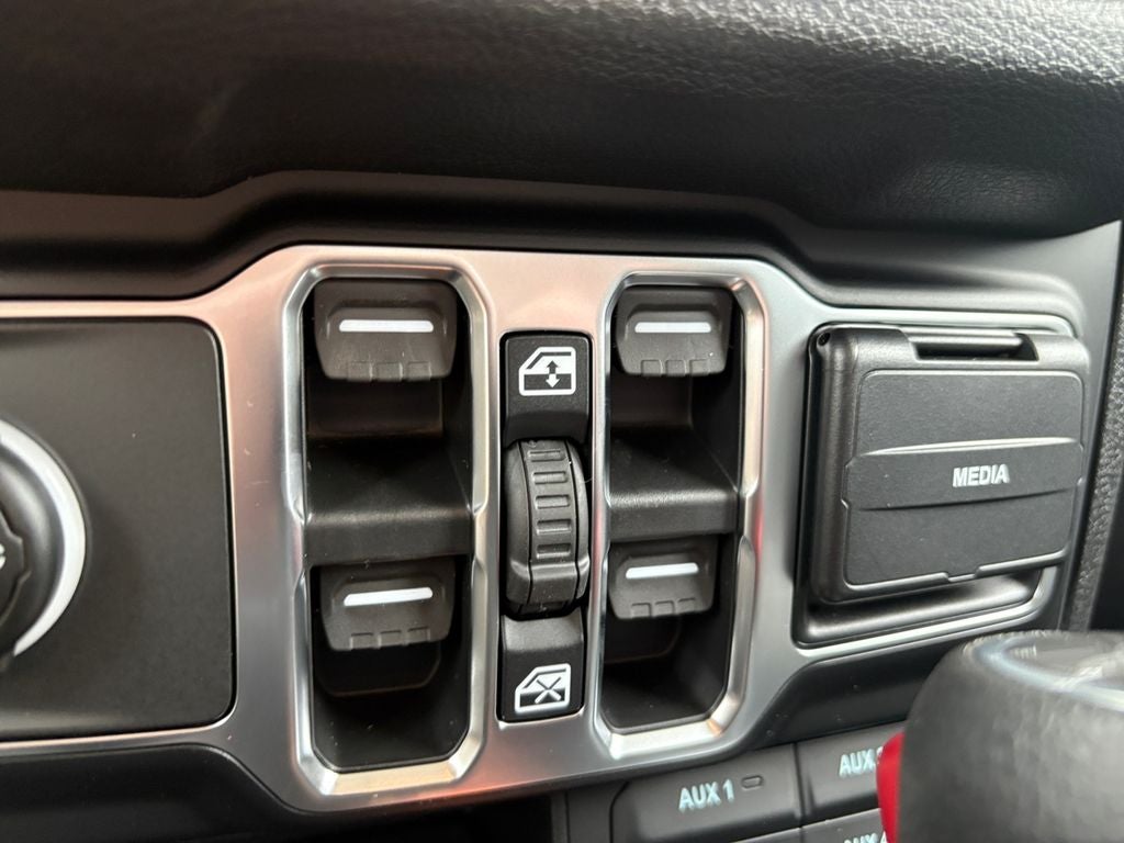 2026 Jeep Gladiator GLADIATOR SPORT S 4X4