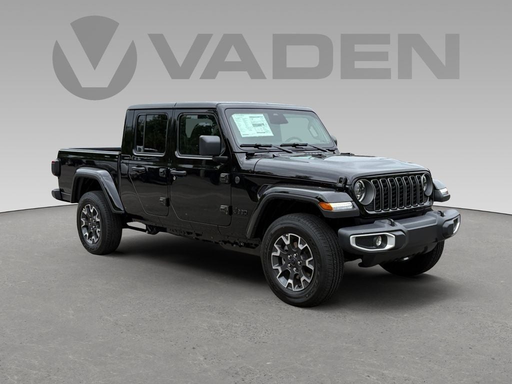 2026 Jeep Gladiator GLADIATOR SAHARA 4X4