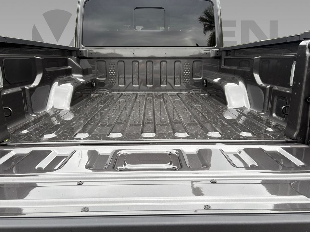 2026 Jeep Gladiator GLADIATOR SAHARA 4X4