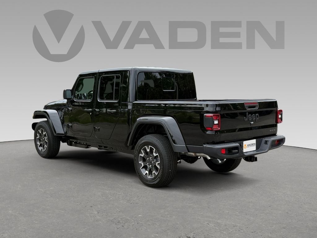 2026 Jeep Gladiator GLADIATOR SAHARA 4X4