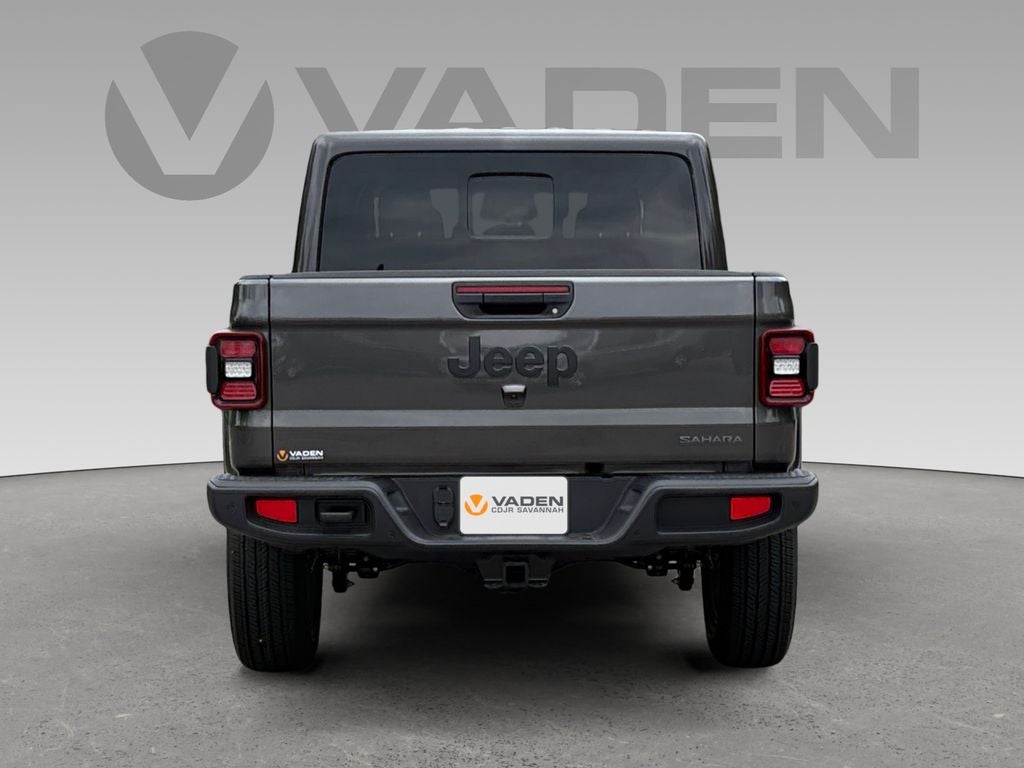 2026 Jeep Gladiator GLADIATOR SAHARA 4X4
