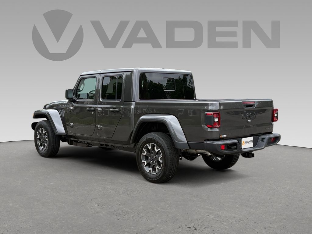 2026 Jeep Gladiator GLADIATOR SAHARA 4X4
