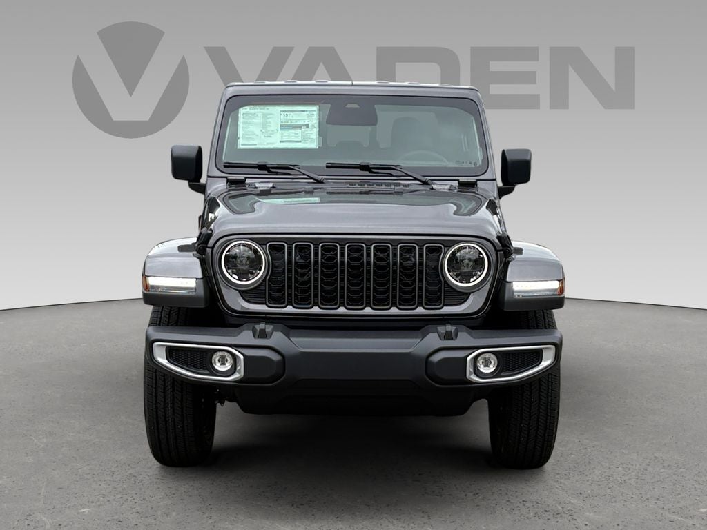 2026 Jeep Gladiator GLADIATOR SAHARA 4X4