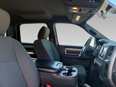 2024 RAM 1500 Classic Warlock Crew Cab 4x2 5'7' Box