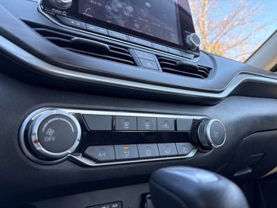 2025 Nissan Altima SV FWD