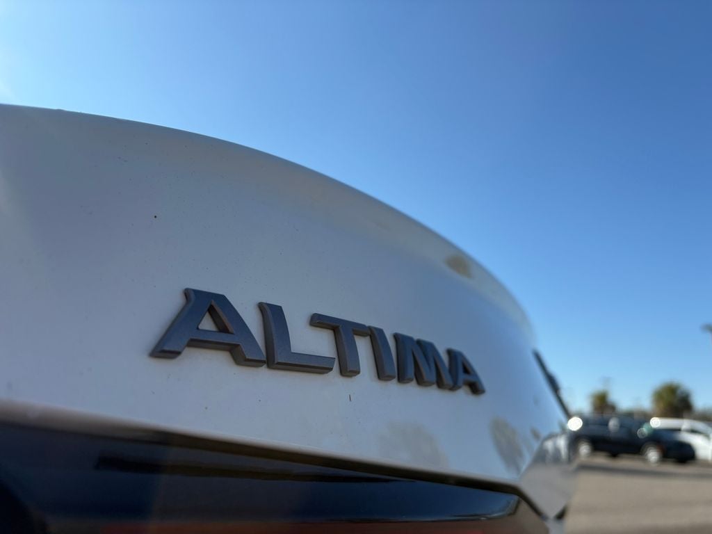 2025 Nissan Altima SV FWD