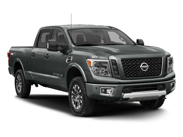 2017 Nissan TITAN XD PRO-4X Diesel