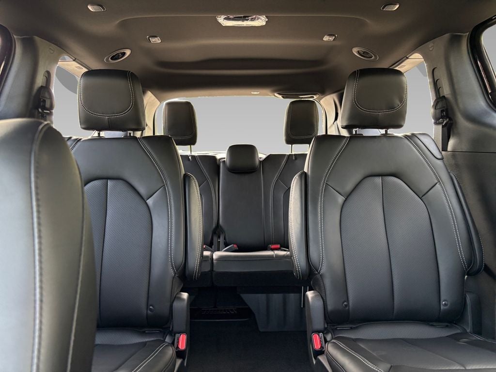 2027 Chrysler Pacifica PACIFICA SELECT