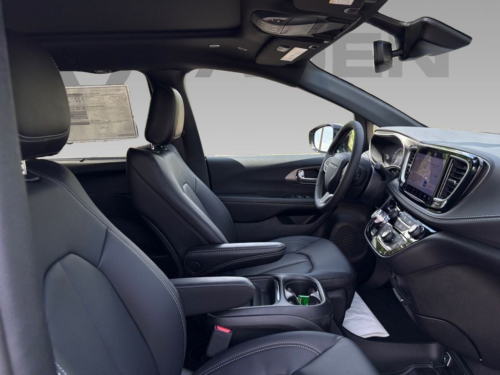 2027 Chrysler Pacifica PACIFICA SELECT