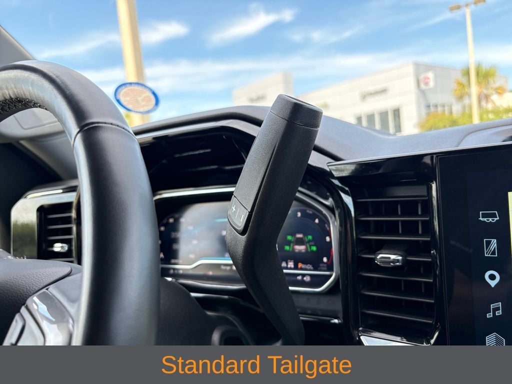 2025 Chevrolet Silverado 2500HD 4WD Crew Cab Standard Bed LT