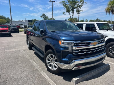 2022 Chevrolet Silverado 1500 4WD Crew Cab Short Bed LTZ