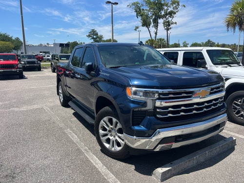 2022 Chevrolet Silverado 1500 4WD Crew Cab Short Bed LTZ