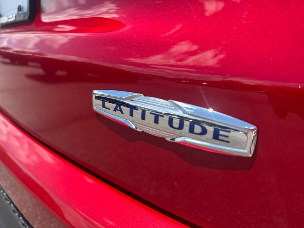 2025 Jeep Compass COMPASS LATITUDE 4X4