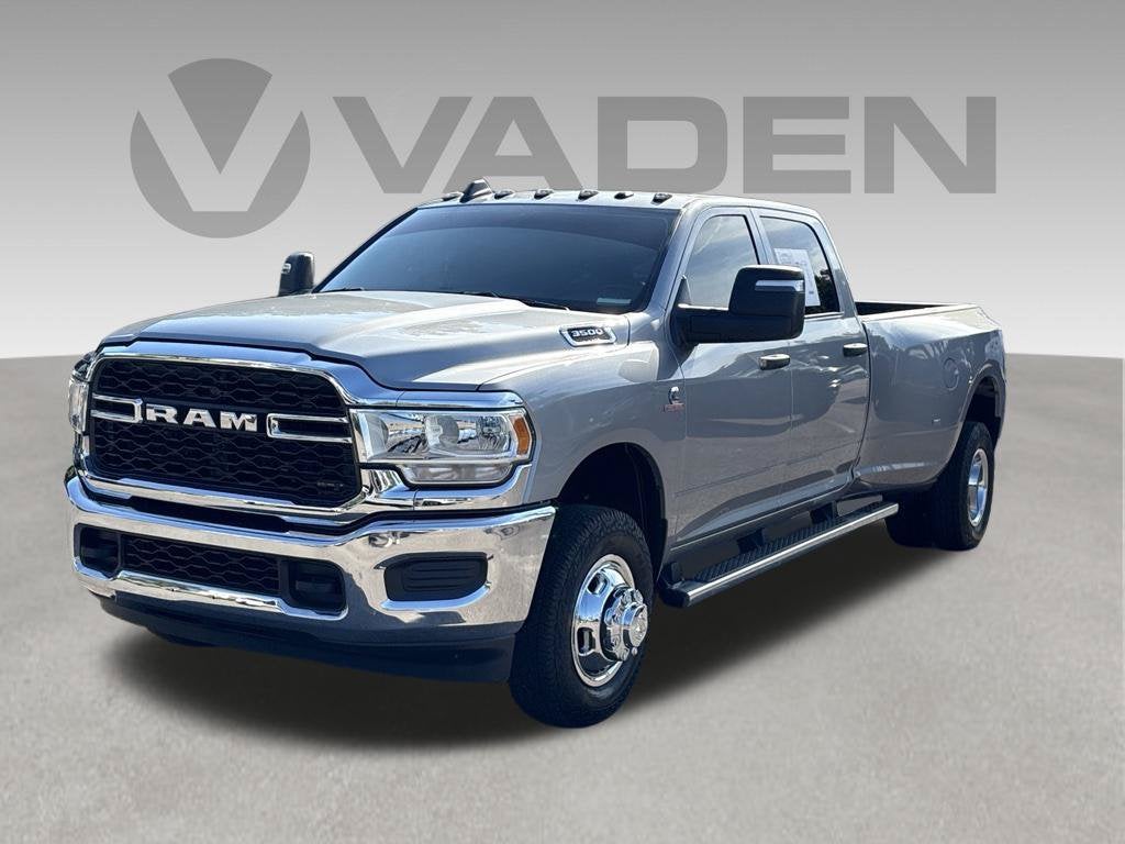 2024 RAM Ram 3500 Tradesman Crew Cab 4x4 8' Box
