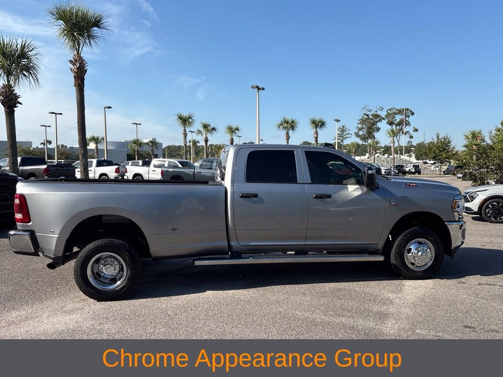 2024 RAM Ram 3500 Tradesman Crew Cab 4x4 8' Box
