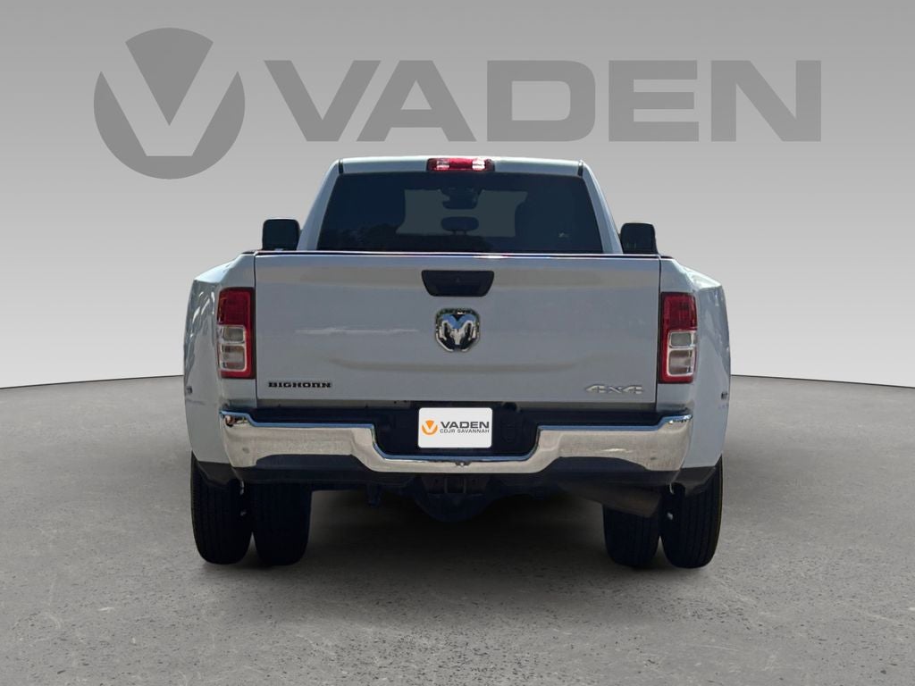 2024 RAM 3500 Big Horn Crew Cab 4x4 8' Box