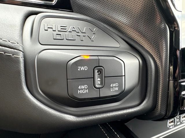 2026 RAM Ram 3500 RAM 3500 LIMITED MEGA CAB 4X4 6'4' BOX
