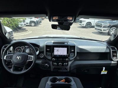 2026 RAM Ram 1500 RAM 1500 TRADESMAN CREW CAB 4X2 5'7' BOX