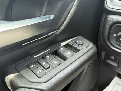 2026 RAM Ram 1500 RAM 1500 TRADESMAN CREW CAB 4X4 5'7' BOX