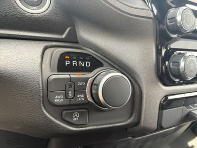 2026 RAM Ram 1500 RAM 1500 TRADESMAN CREW CAB 4X4 5'7' BOX