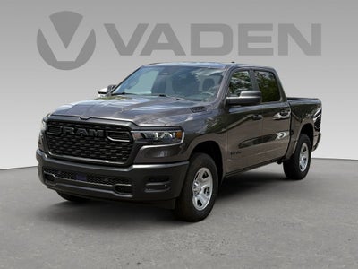 2026 RAM Ram 1500 RAM 1500 EXPRESS CREW CAB 4X4 5'7' BOX