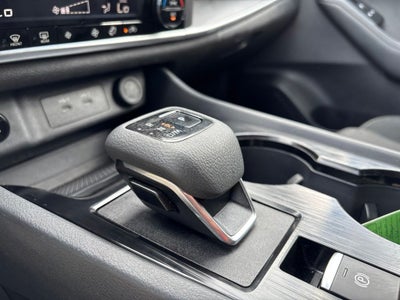 2025 Nissan Rogue SV FWD