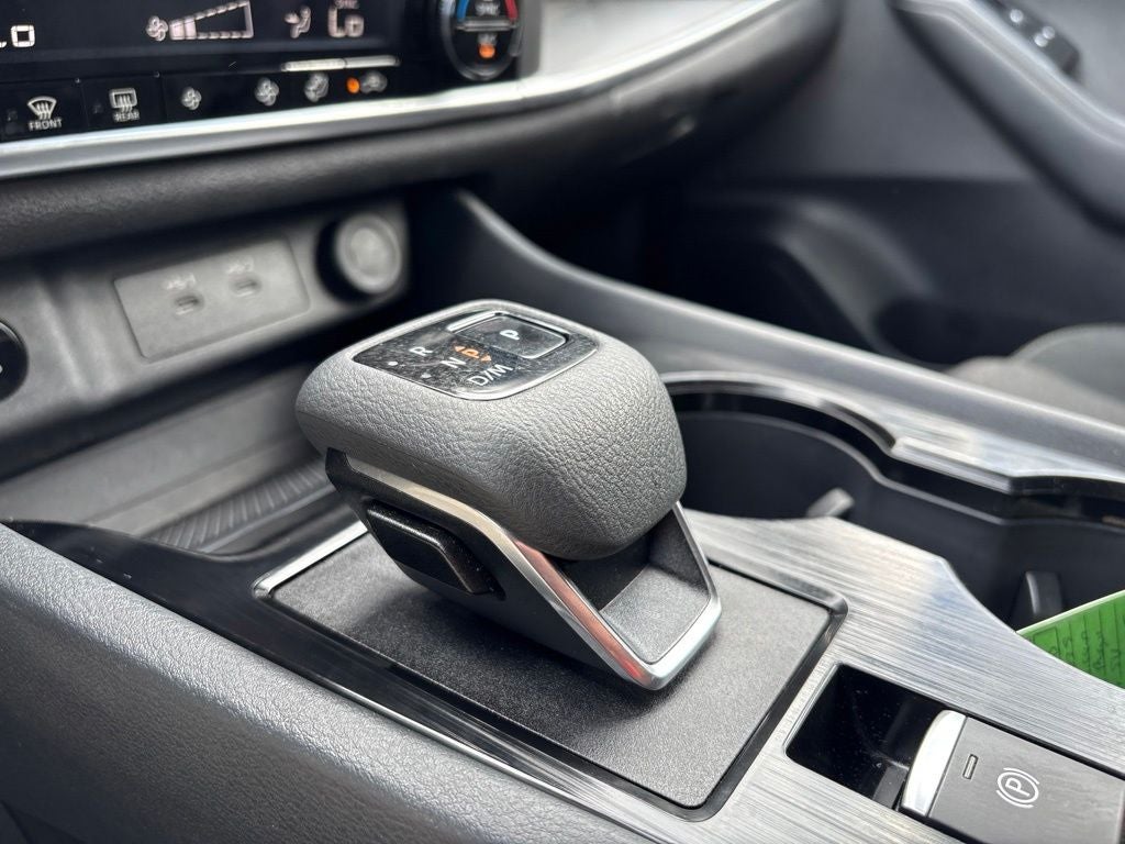 2025 Nissan Rogue SV FWD
