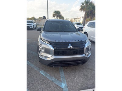 2023 Mitsubishi Outlander SE Black Edition 2WD