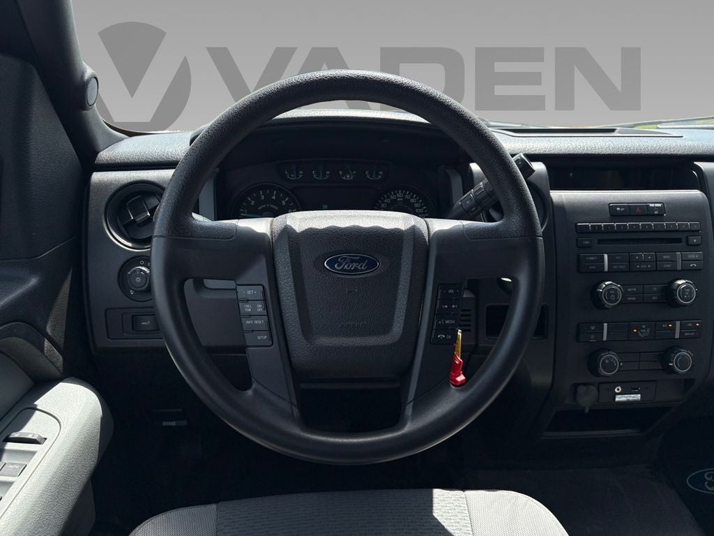 2014 Ford F-150 Base