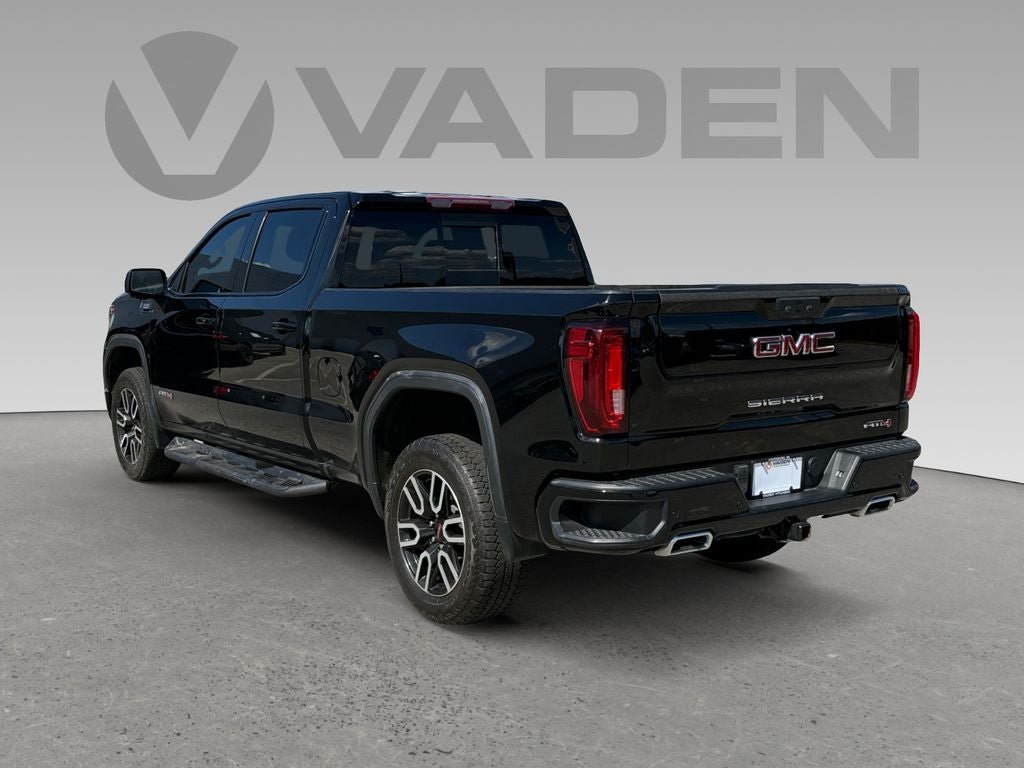 2023 GMC Sierra AT4