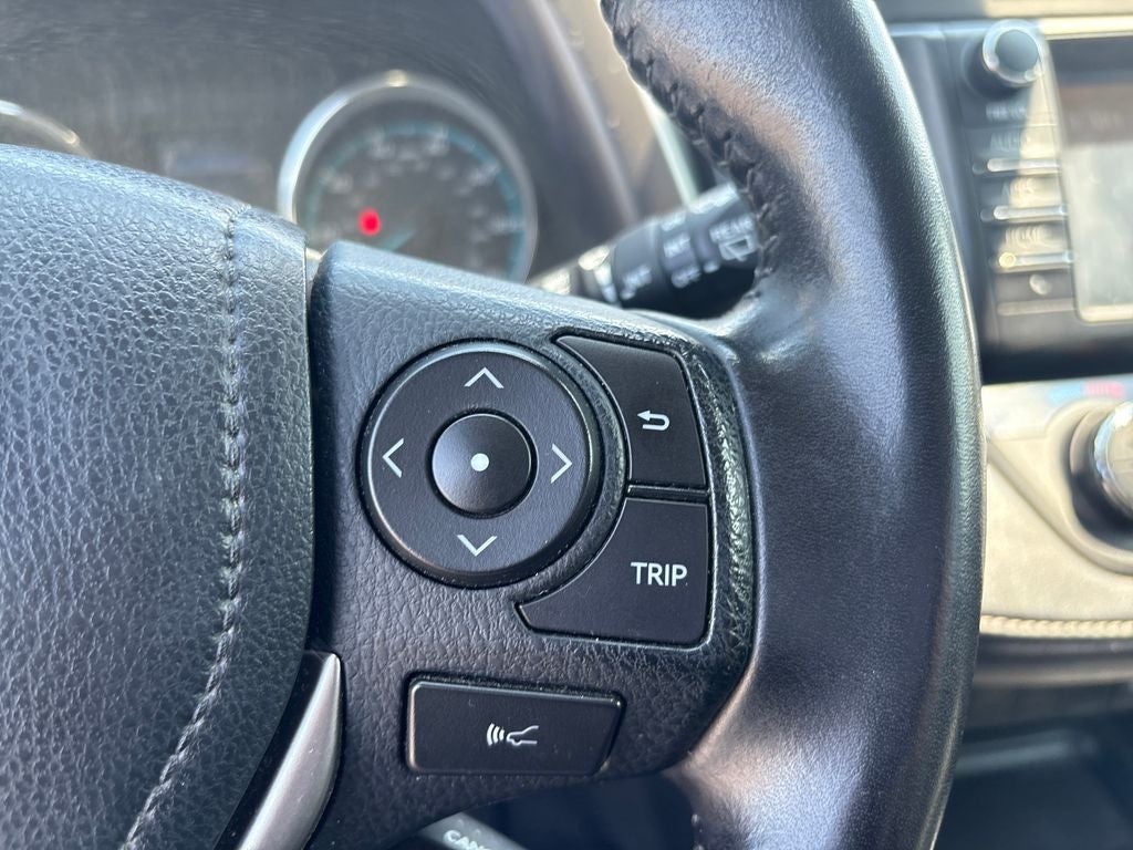 2016 Toyota RAV4 Hybrid XLE