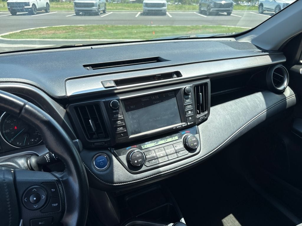 2016 Toyota RAV4 Hybrid XLE