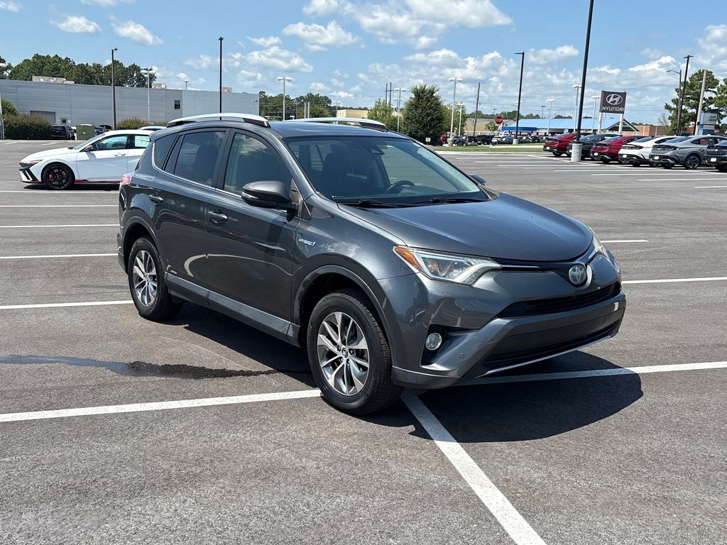 2016 Toyota RAV4 Hybrid XLE