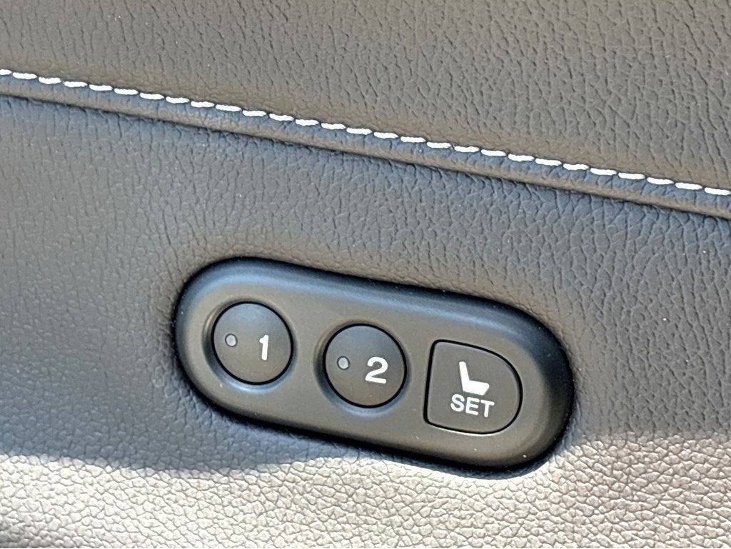 2020 Acura ILX w/Premium/A-SPEC Pkg