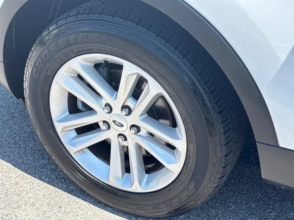 2017 Ford Explorer Base
