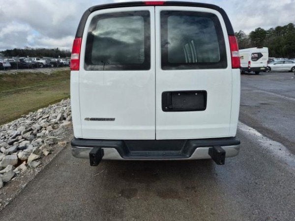 2024 Chevrolet Express Cargo 2500 WT