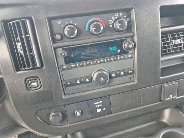 2024 Chevrolet Express Cargo 2500 WT