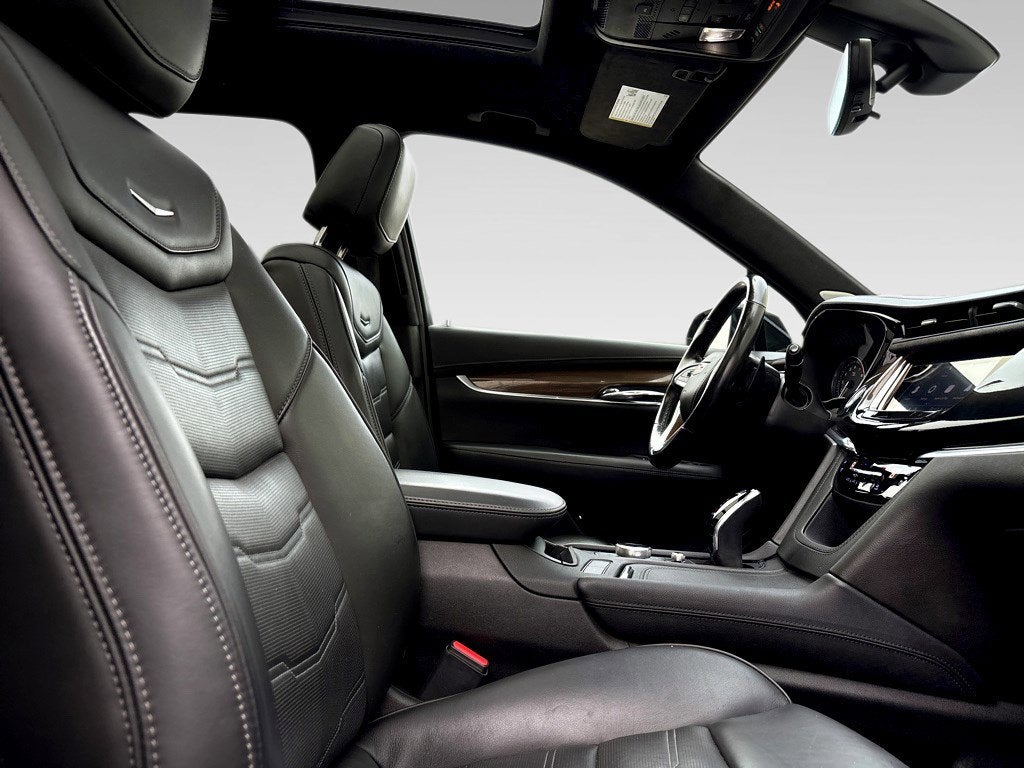 2022 Cadillac XT6 Premium Luxury