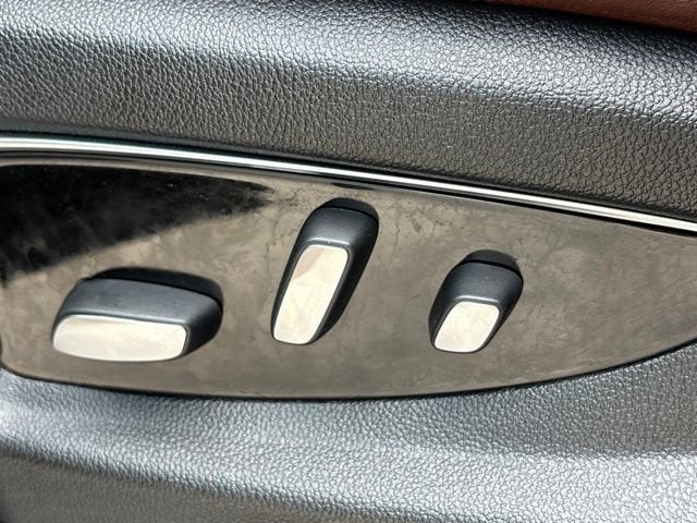 2019 Cadillac Escalade Premium Luxury