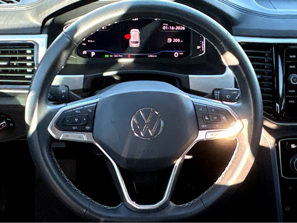 2022 Volkswagen Atlas 3.6L V6 SE w/Technology