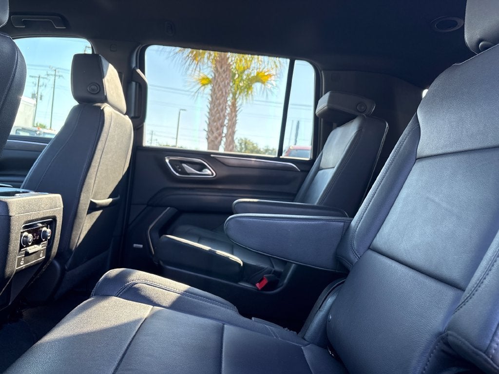 2024 Chevrolet Suburban LT
