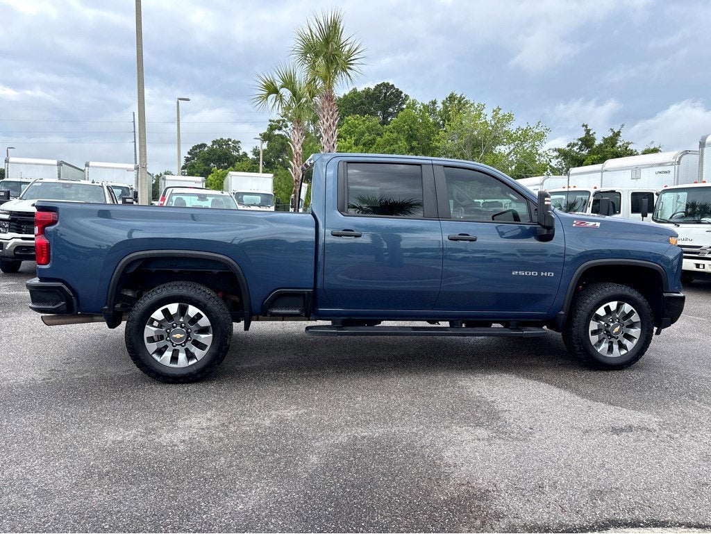 2025 Chevrolet Silverado 2500 HD Custom