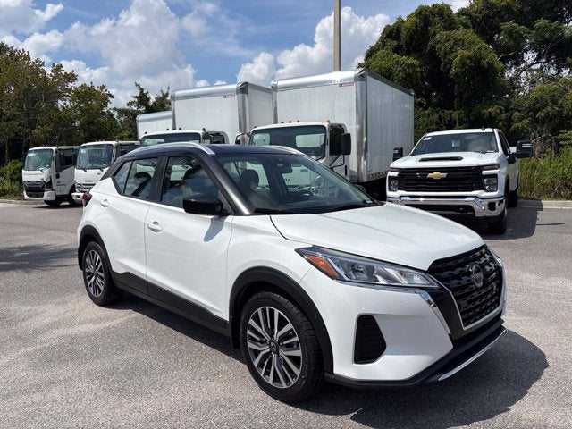 2023 Nissan Kicks SV