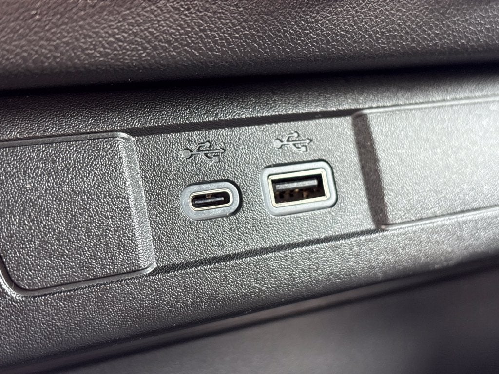2023 Chevrolet Colorado Base