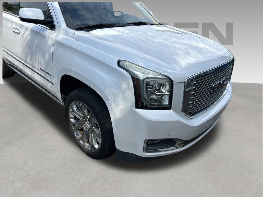 2016 GMC Yukon Base