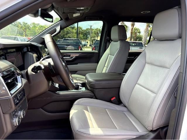 2025 GMC Yukon Elevation