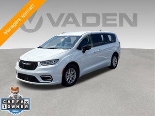 2024 Chrysler Pacifica Base