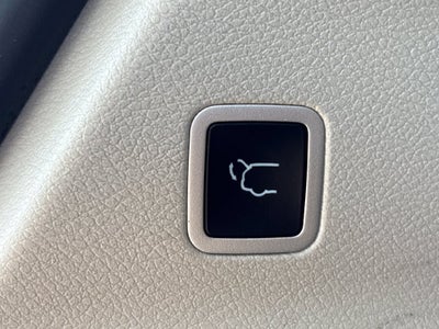 2023 Chrysler Pacifica Base